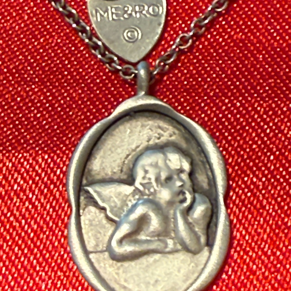 WOW POSHMARK Authentic NWOT Me&Ro Sterling Silver Angel Pendant Necklace & pouch - Picture 3 of 16
